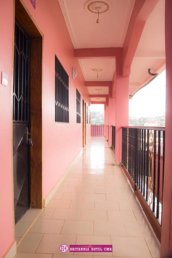 Britannia Hotel Cmr Yaoundé Exterior foto